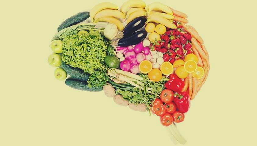 alimentos-formando-un-cerebro